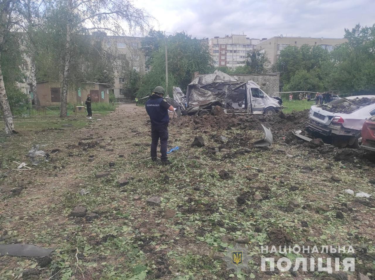 На місці прильотів працюють співробітники Нацполіції