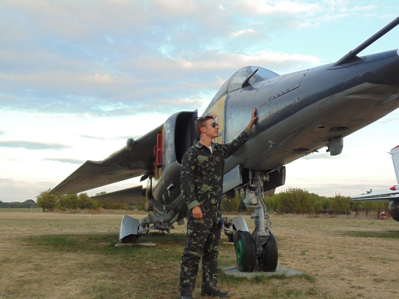 Антон був одним із найкращих військових льотчиків України.