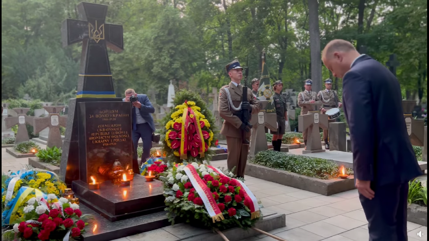 Дуда вшанував пам'ять солдатів УНР