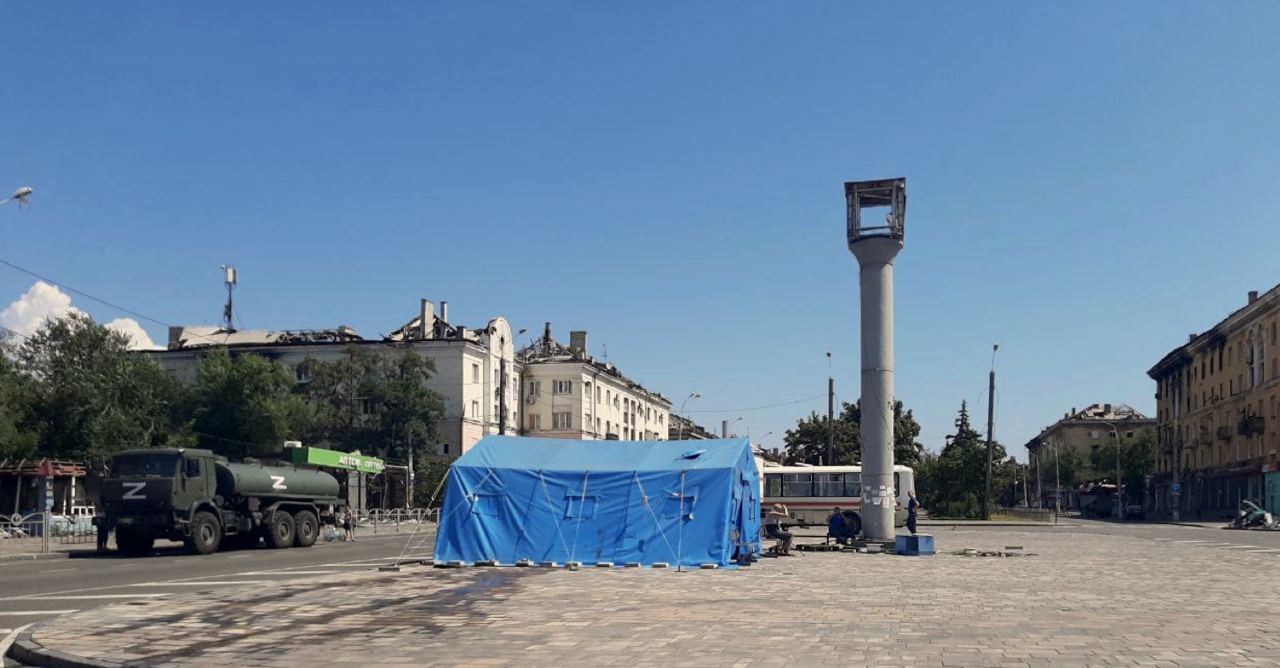 В Мариуполе установили еще одну уличную баню.