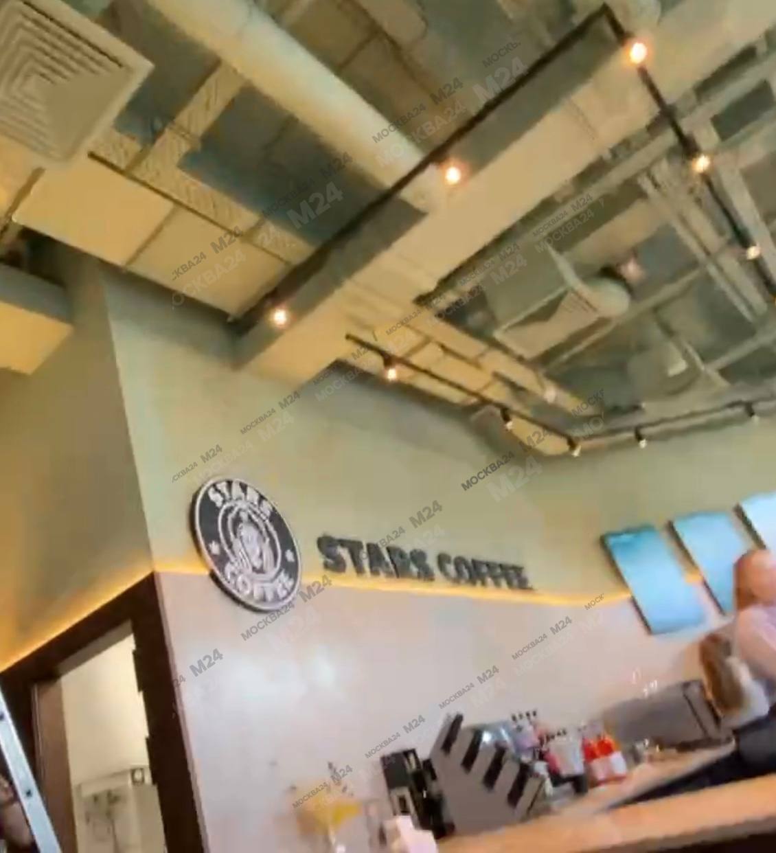 Замість Starbucks з русалкою на логотипі в Росії працюватиме Stars coffee з дівчиною у кокошнику на фірмовому знаку