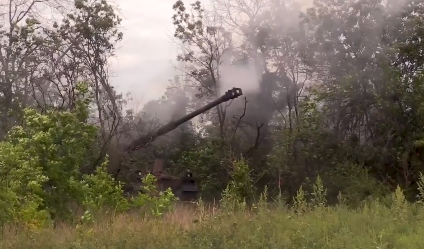 Шесть выстрелов в минуту: как польская САУ AHS Krab помогает ВСУ уничтожать оккупантов и их технику на фронте. Видео