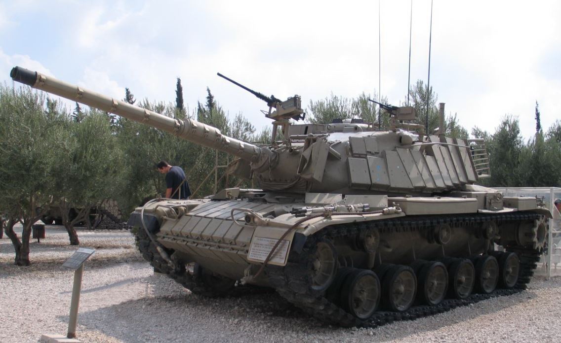 Ізраїльський танк M60A1 з динамічним захистом "Блейзер"