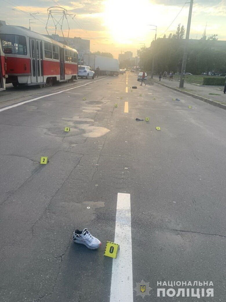 В Киеве пьяный водитель на переходе сбил насмерть женщину