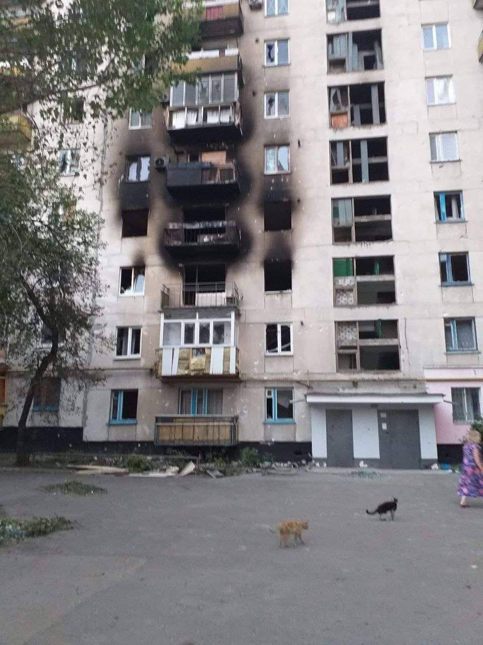 Оккупанты стреляют по жилым квартам Луганщины