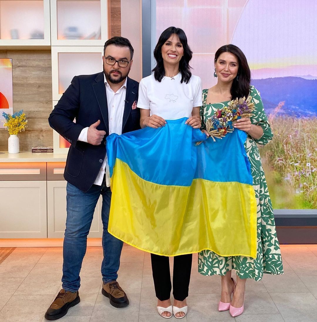 Маша Ефросинина дала интервью "Сніданок з 1+1".