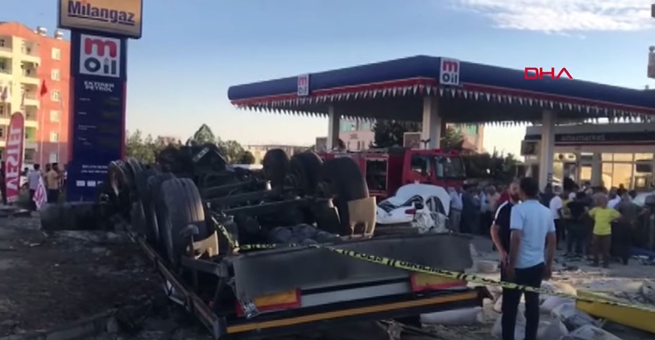 У Туреччині вантажівка влетіла у пішоходів
