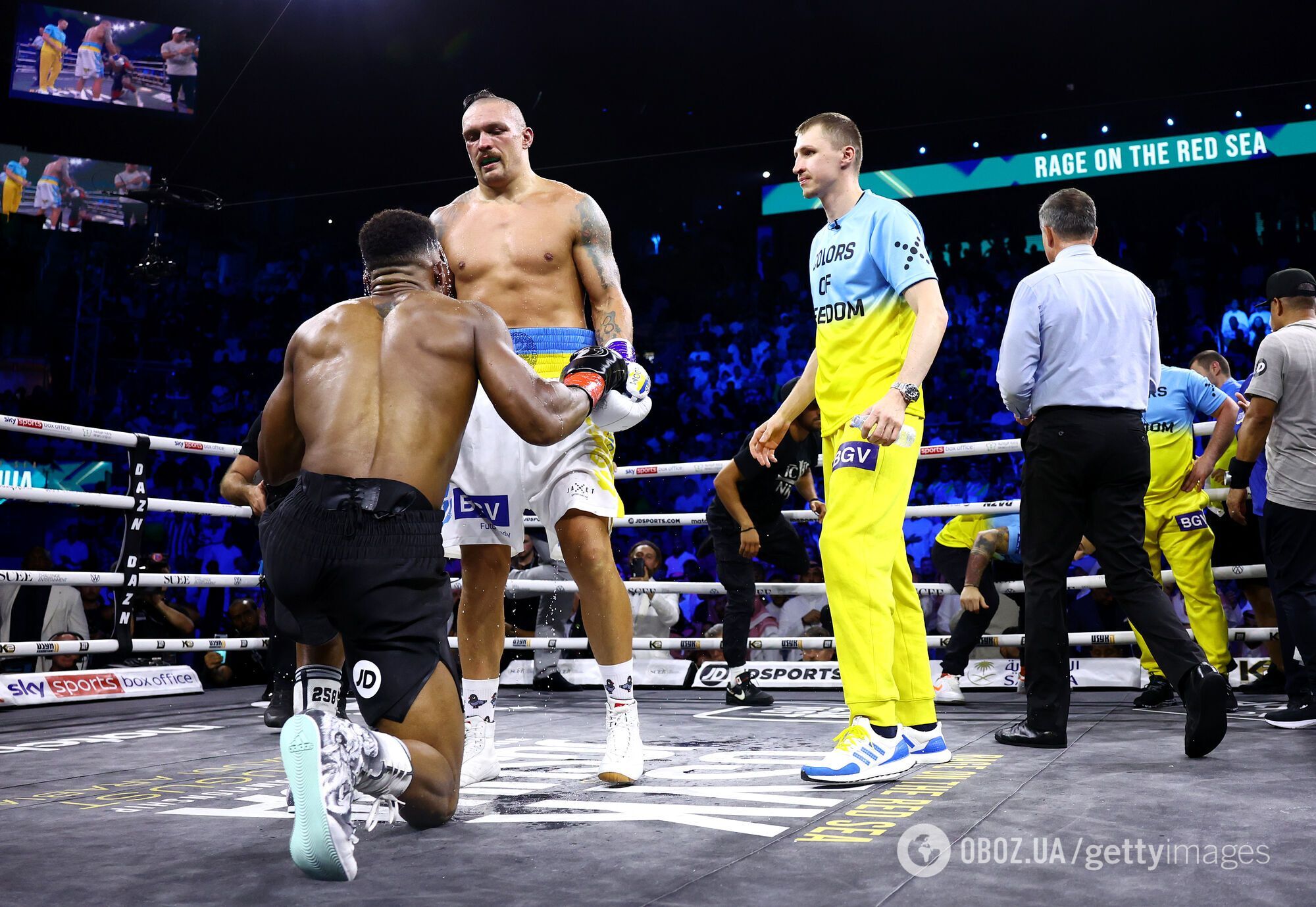Усик побил в реванше Джошуа и стал лучшим боксером мира: обновленный рейтинг