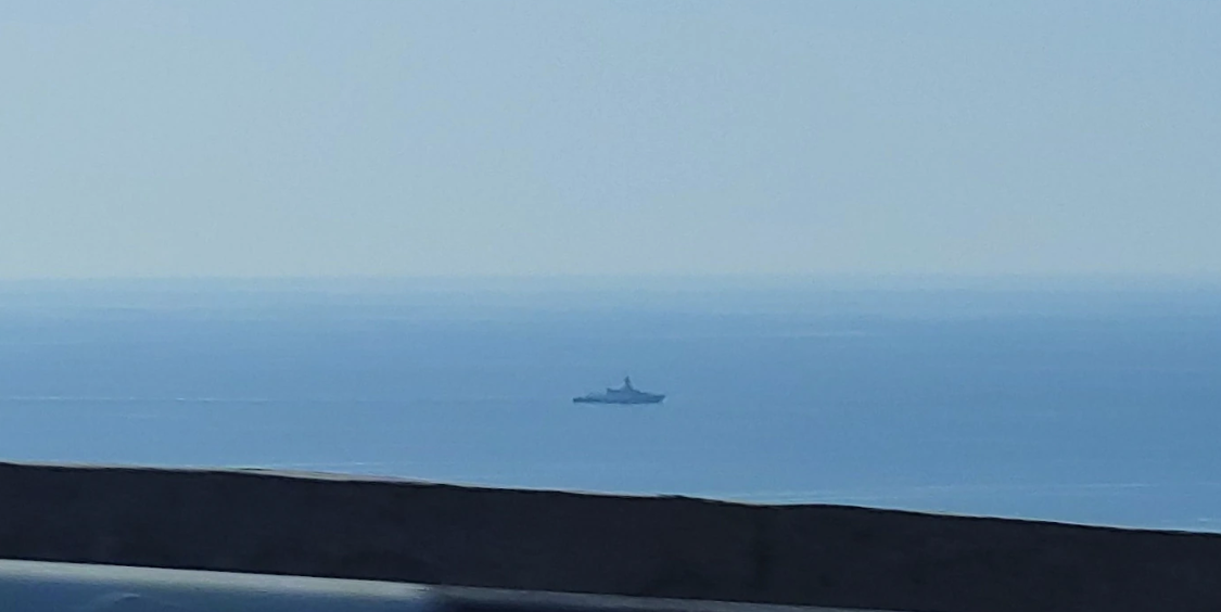 Один малый ракетный корабль, который остался в море близ южной части оккупированного Крыма
