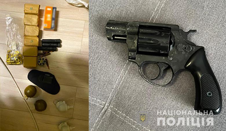 В Киеве грабители, угрожая оружием, забрали у супружеской пары ценности и около 1,3 млн грн. Фото