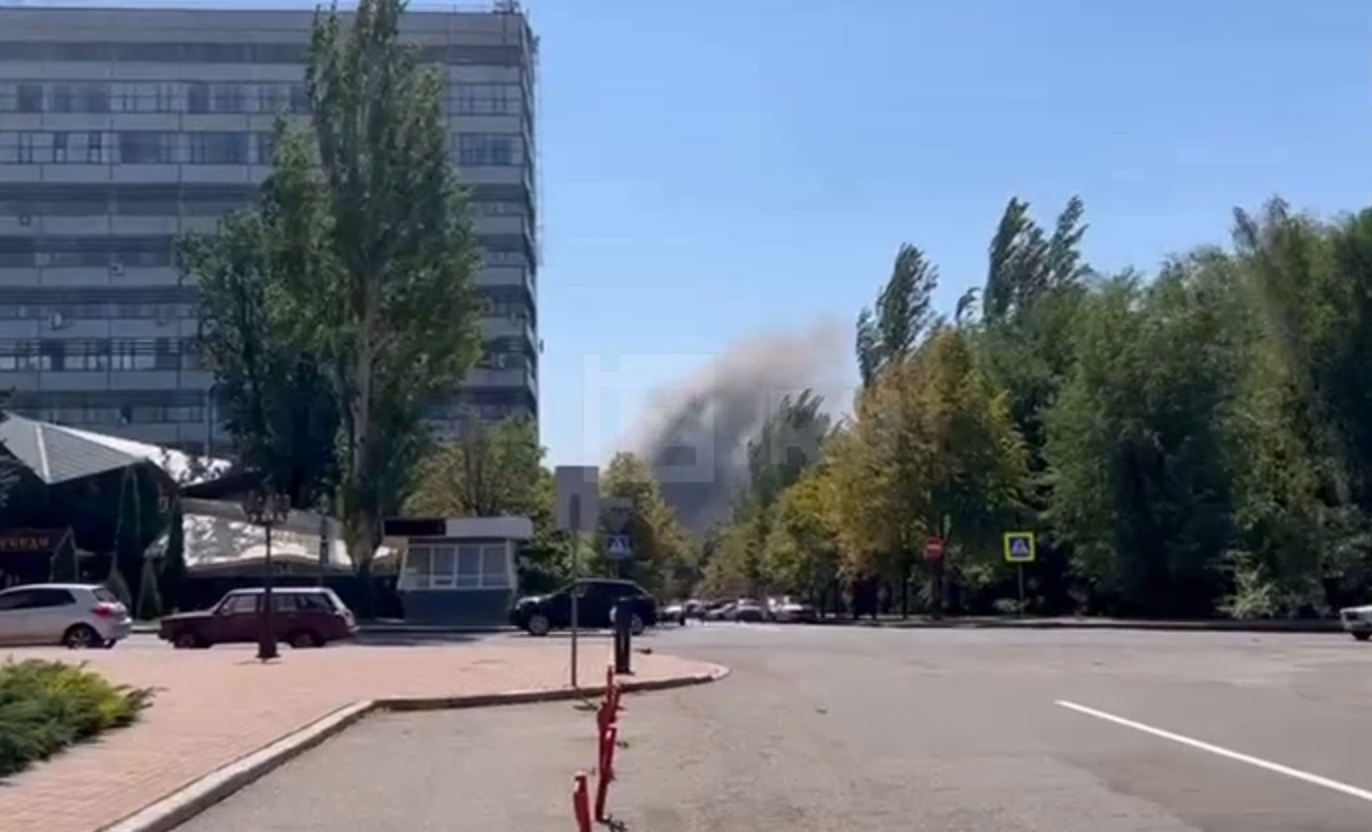 "Пряме влучання": окупанти заявили про удар по "адміністрації" Пушиліна в Донецьку