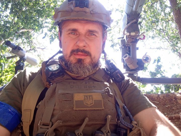 Олег Сенцов вважає, що воювати мають мотивовані люди.
