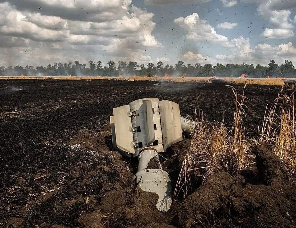 Выжженная российскими снарядами украинская земля