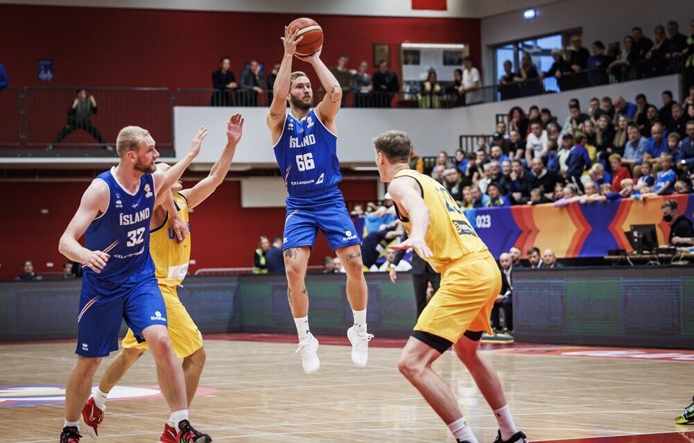 Збірна України в овертаймі програла Ісландії у кваліфікації чемпіонату світу з баскетболу 2023