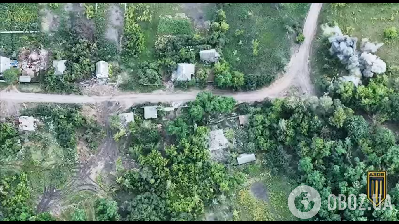 В Харьковской области бойцы ССО "Азов" уничтожили склад БК и 38 оккупантов
