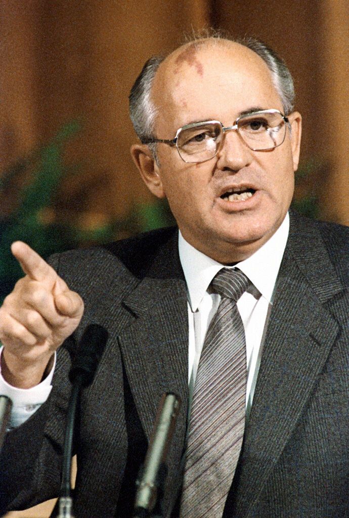 Михайло Горбачов у 1986 році.