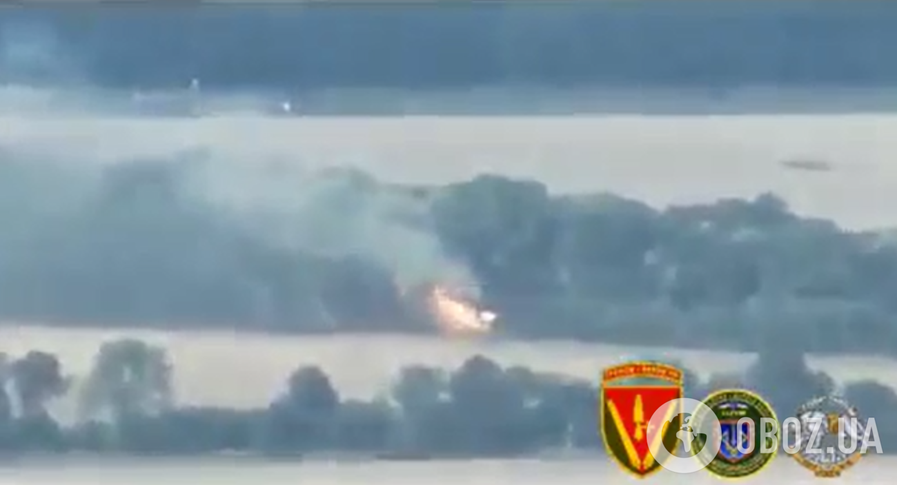 Самоходная артиллерийская установка россиян загорелась после прицельного удара ВСУ