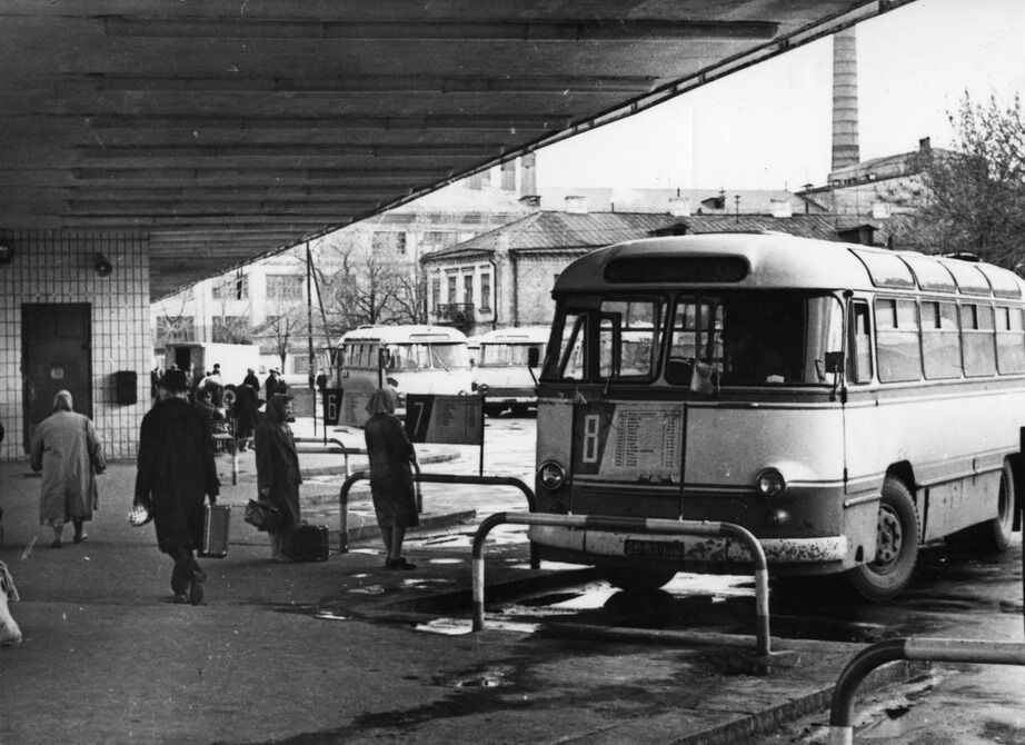 В сети показали, как выглядел Центральный автовокзал Киева в конце 1960-х годов. Фото