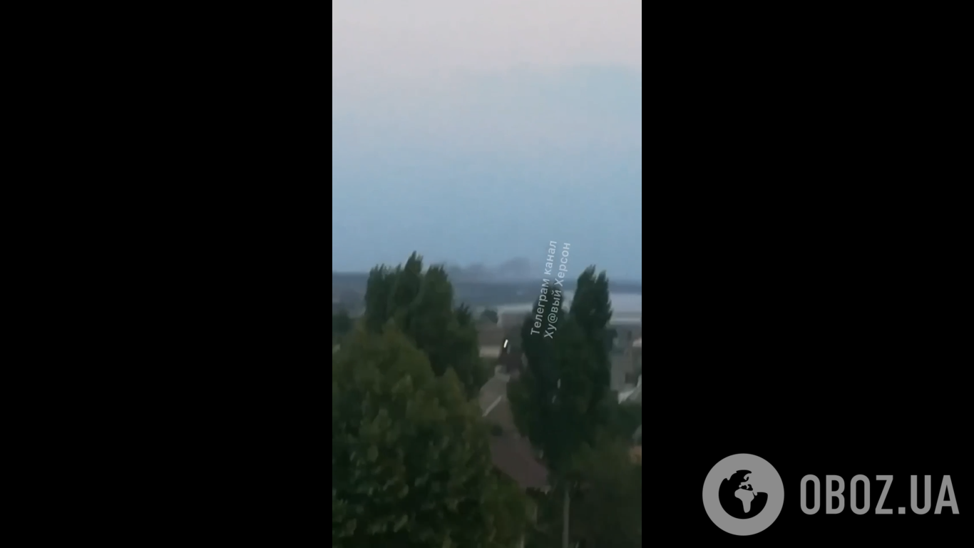 В районе Антоновского железнодорожного моста взрывы