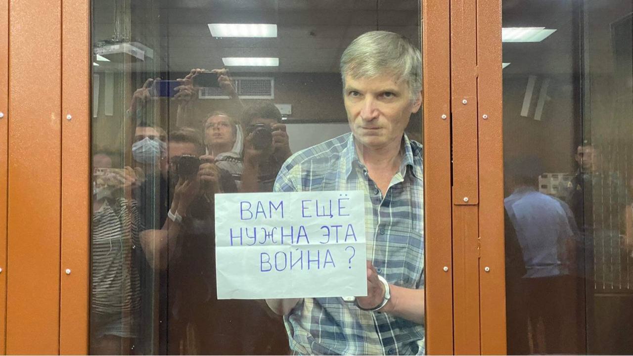 Невзоров поставил диагноз Шукшиной, призывавшей сдавать ФСБ россиян из-за украинской музыки
