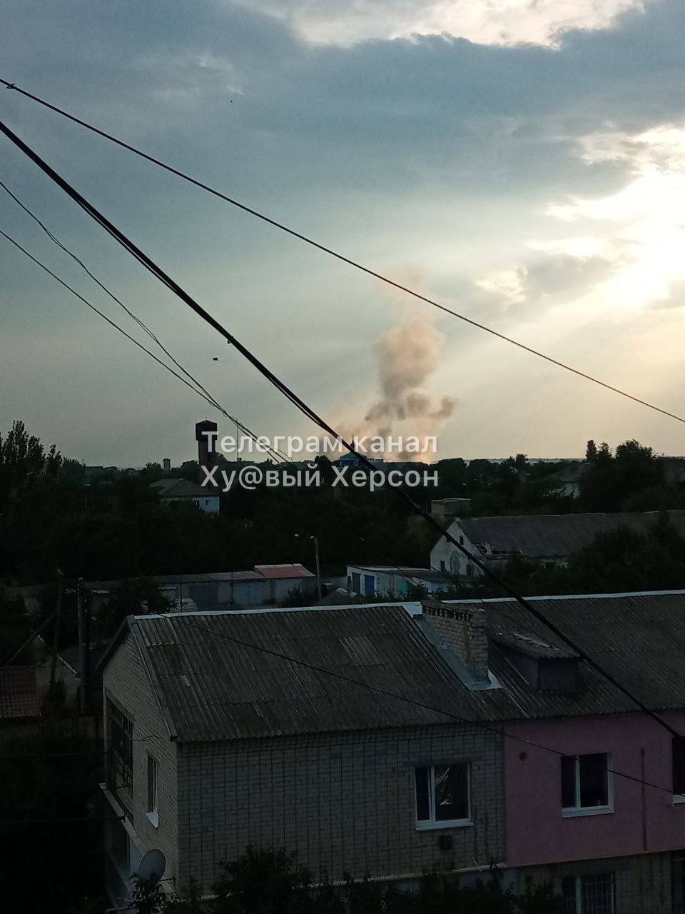 У Бериславі вибухнув склад БК окупантів