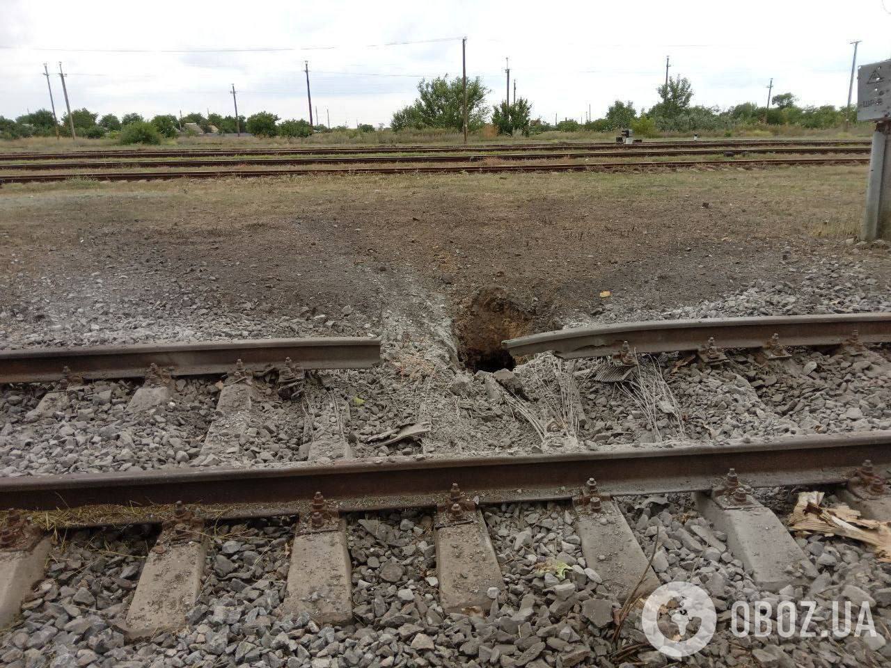 В Токмаке партизаны организовали "сюрприз" для оккупантов на железной дороге: появились фото последствий