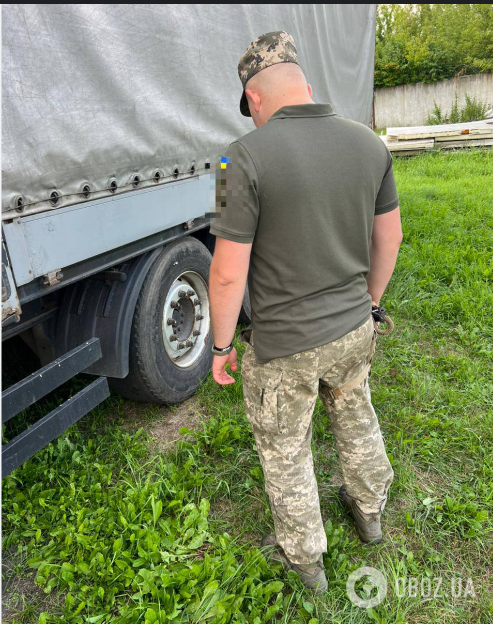Частково захисники України зібрали гроші самі, але повністю закрити потреби вони не спроможні