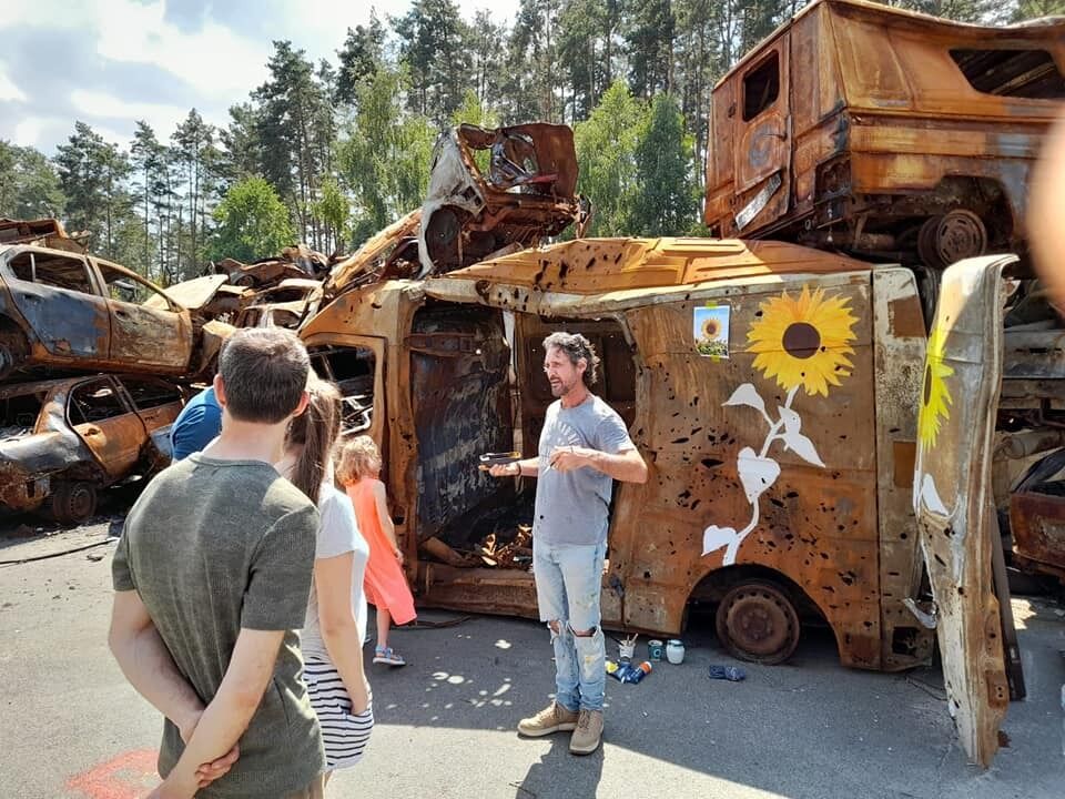 "Цвинтар автомобілів" в Ірпені.