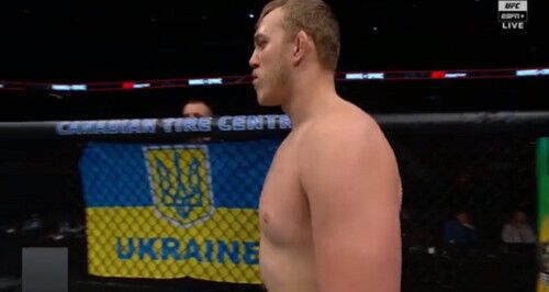 Украинский чемпион мира из Молдавии победил нокаутом в UFC. Видео