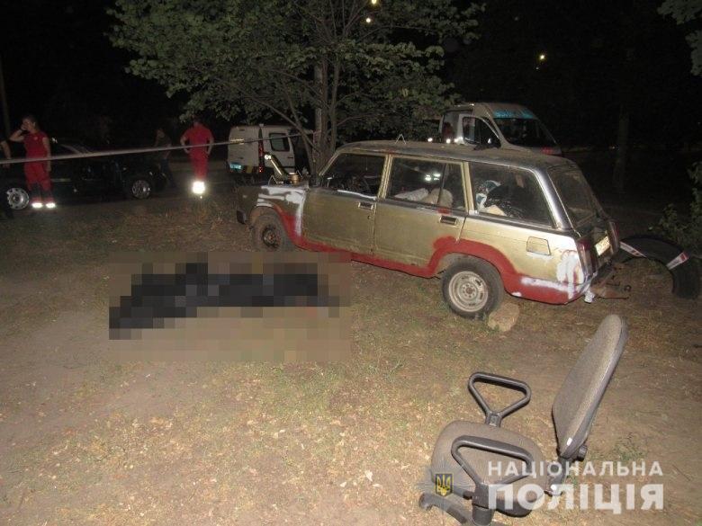 У Києві 17-річний хлопець залізною палицею забив вітчима до смерті