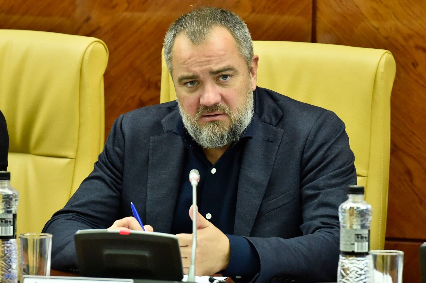 Главу УАФ обвинили в шантаже Украины