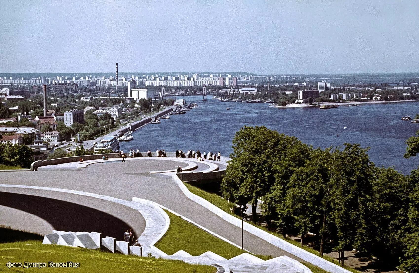 У мережі показали, як виглядали Оболонь та Поділ у Києві на панорамах у 1980-х роках. Архівні фото