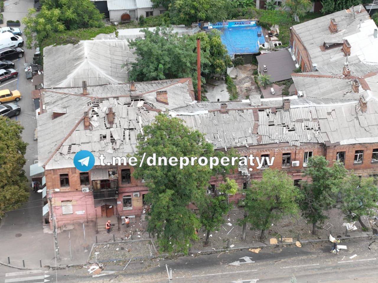 Появились фото последствий ночных прилетов по Днепру с высоты птичьего полета