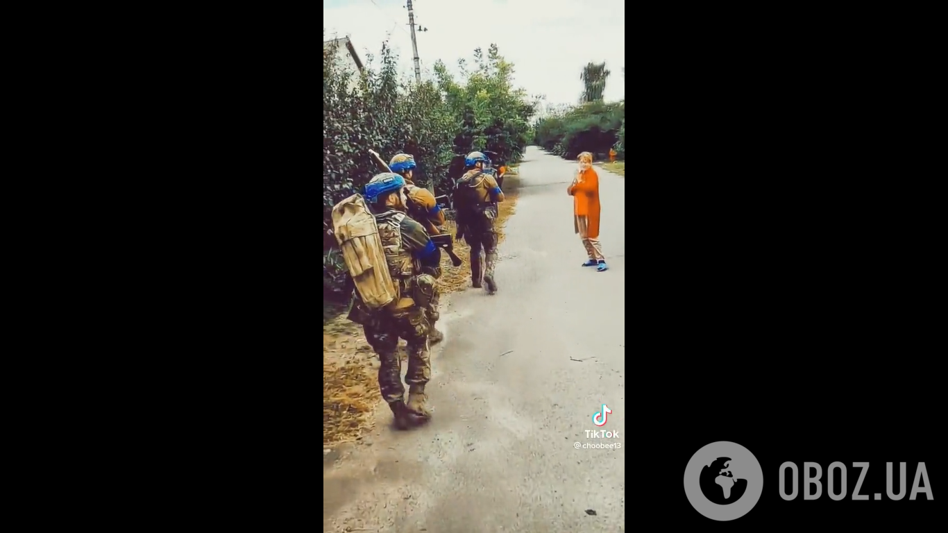Украинских освободителей встречают со слезами радости