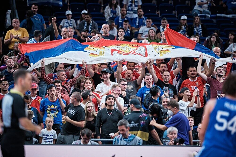 "Бєлгород, ми з тобою": фанати клубу колишнього українця підтримали росіян під час матчу Євроліги