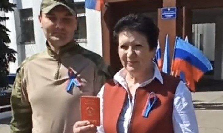 Учителя, полицейские и представитель ОПЗЖ: в Сватово на Луганщине предатели уже готовятся к побегу