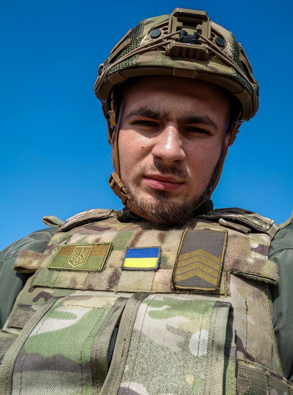 Мать погибшего журналиста-защитника Мариуполя Коцуконя: уверена, что ты попал в рай, потому что в аду уже был