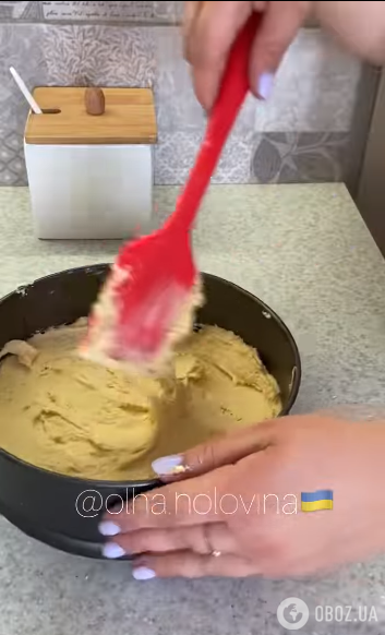Смачний сливовий пиріг: завжди виходить пухким