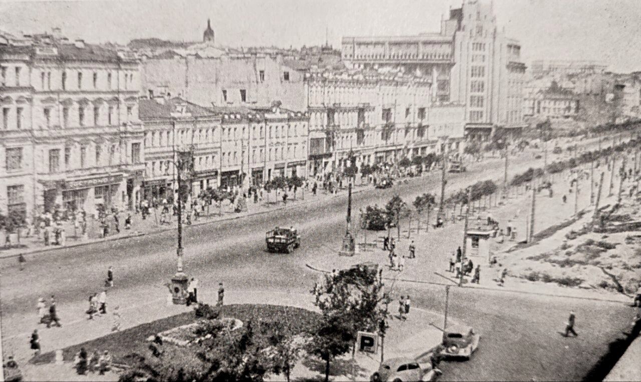 У мережі показали, який вигляд мала вулиця Хрещатик у Києві в 1948 році. Архівні фото