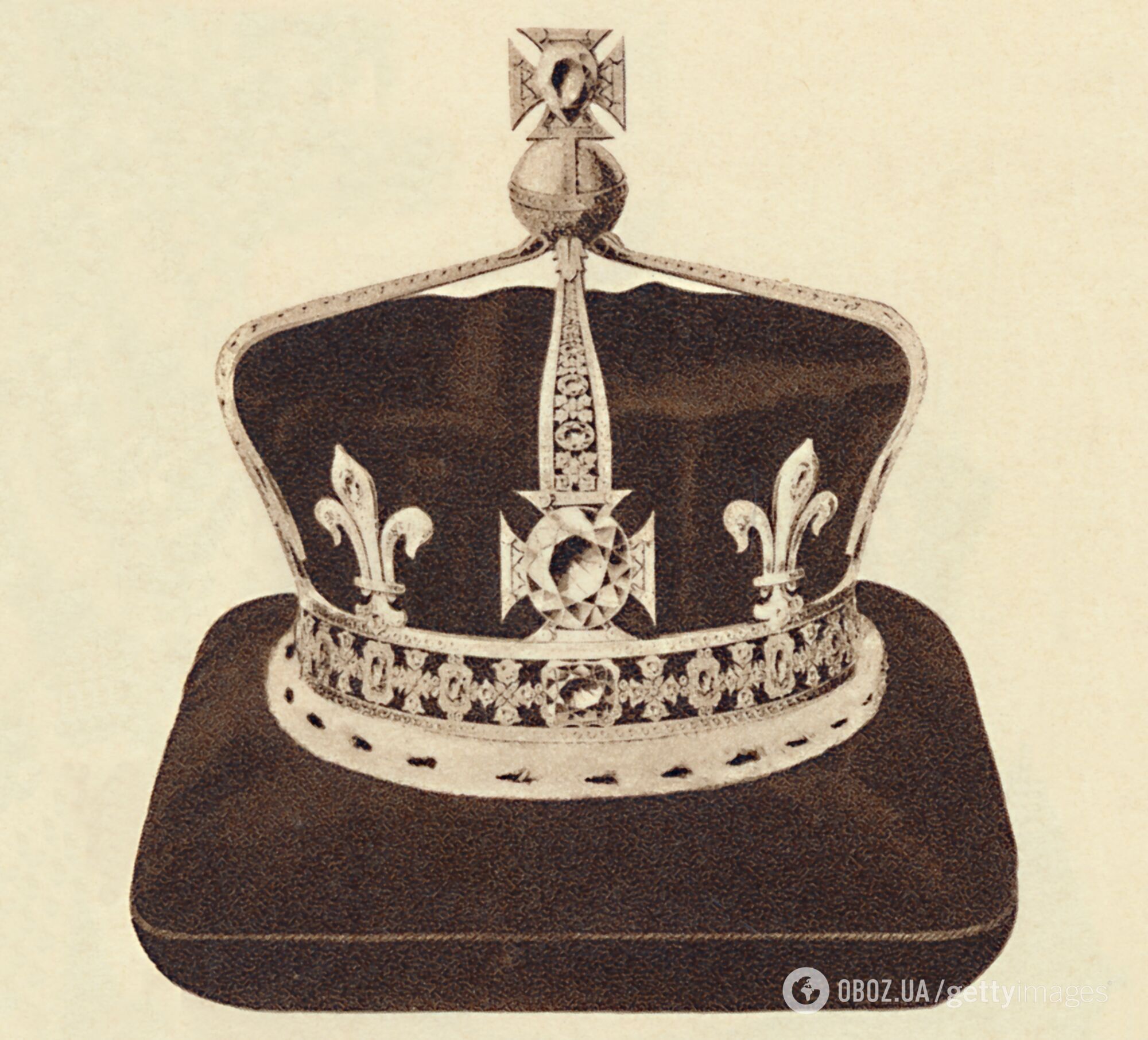 Чарльз ІІІ успадкує "прокляту корону, яка "приносить нещастя всім чоловікам". Що з нею не так