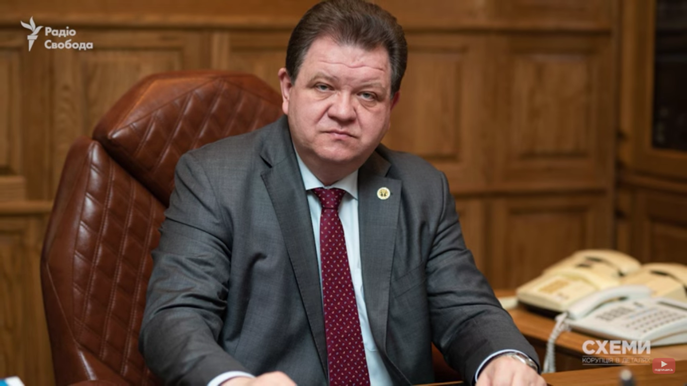 Заместитель главы Верховного суда Украины с доступом к гостайне 23 года скрывает гражданство РФ. Фото и видео