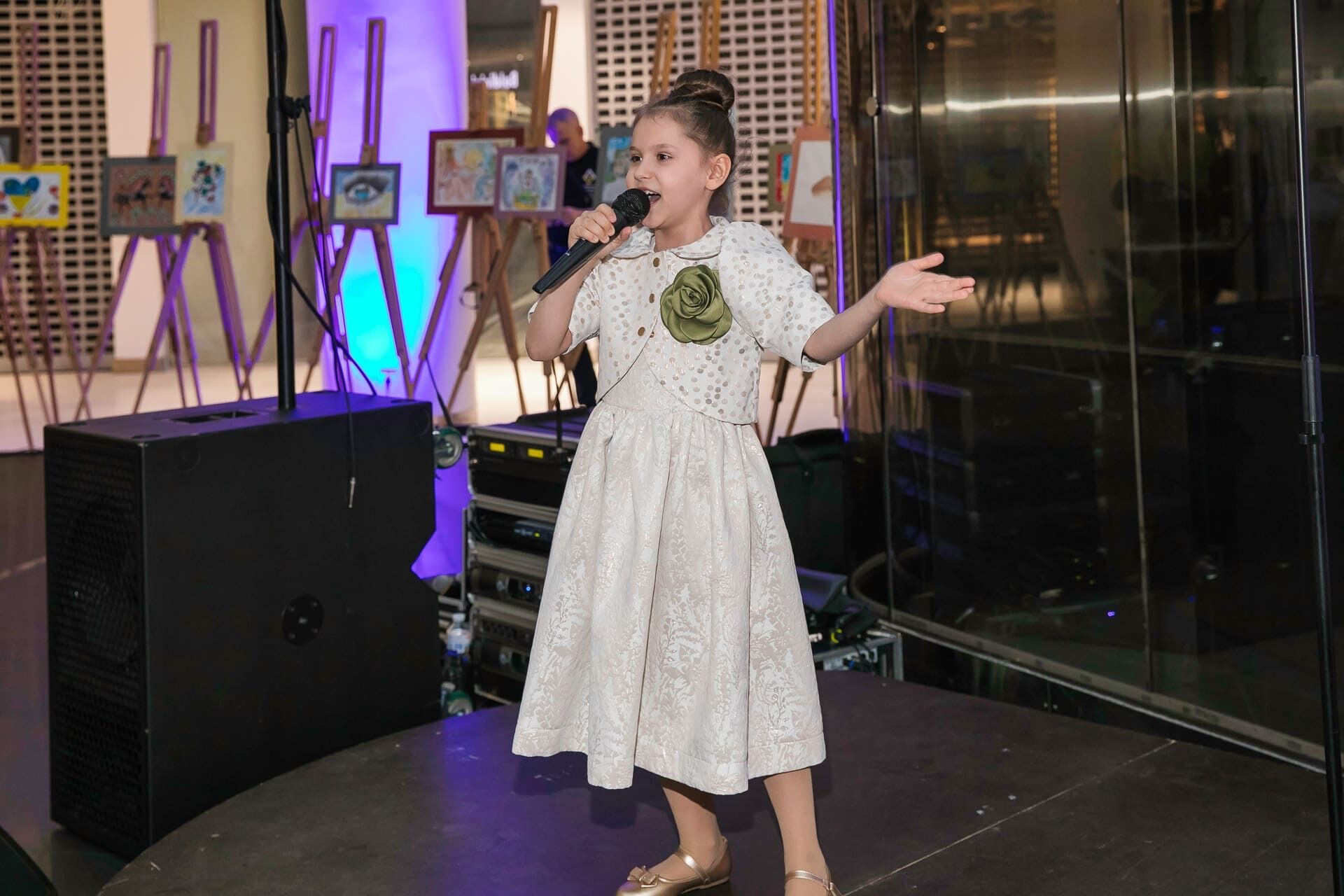 Благодійний фонд "Діти Дітям" зібрав 77 тисяч грн для двох шкіл-інтернатів