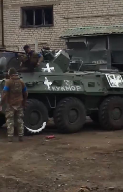 У ЗСУ показали зброю, яку окупанти кинули під час відступу з Харківщини: буде працювати на перемогу України. Відео