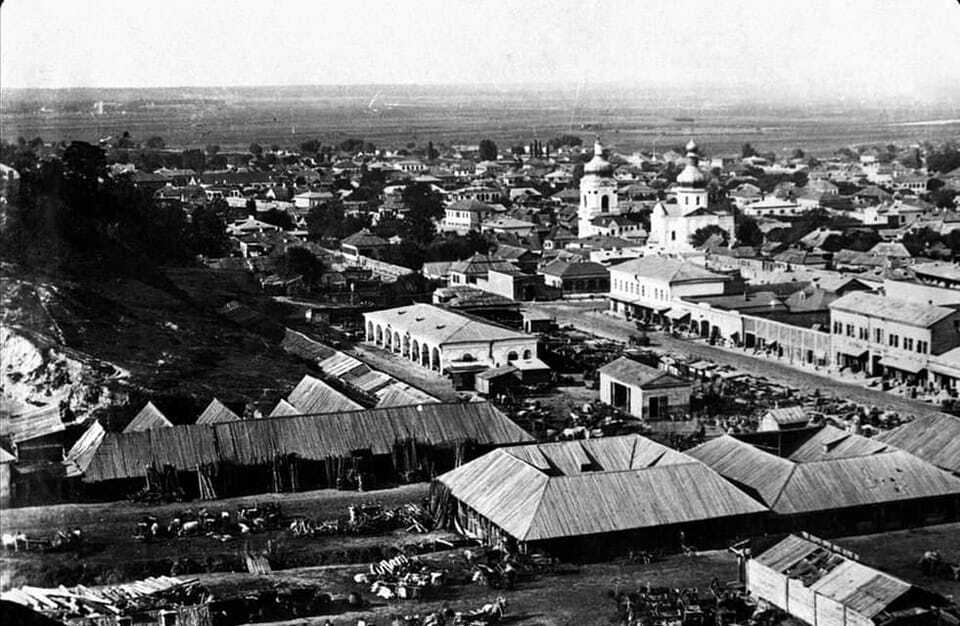 В сети показали, как в 1890-х годах выглядел один из старейших рынков Киева. Уникальное фото