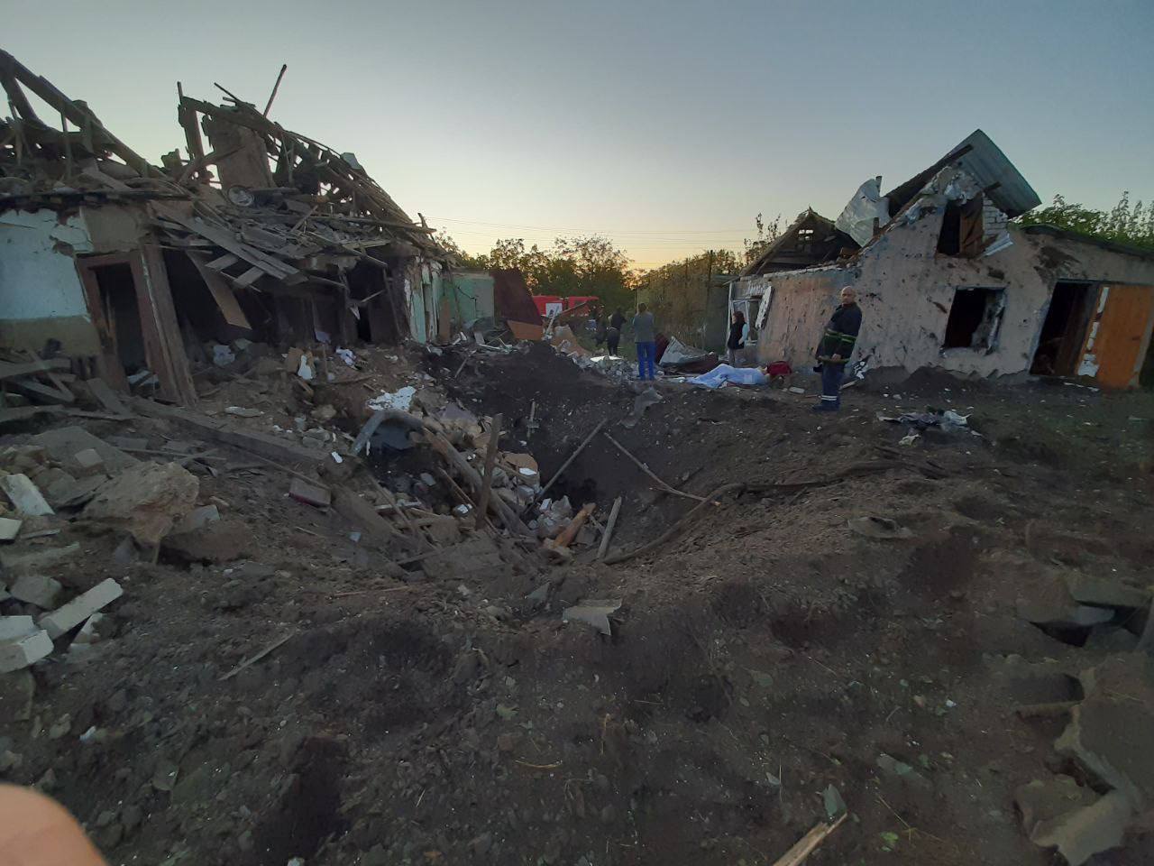 Войска РФ второй раз с начала суток нанесли ракетный удар по Запорожью: попали возле Днепра. Фото