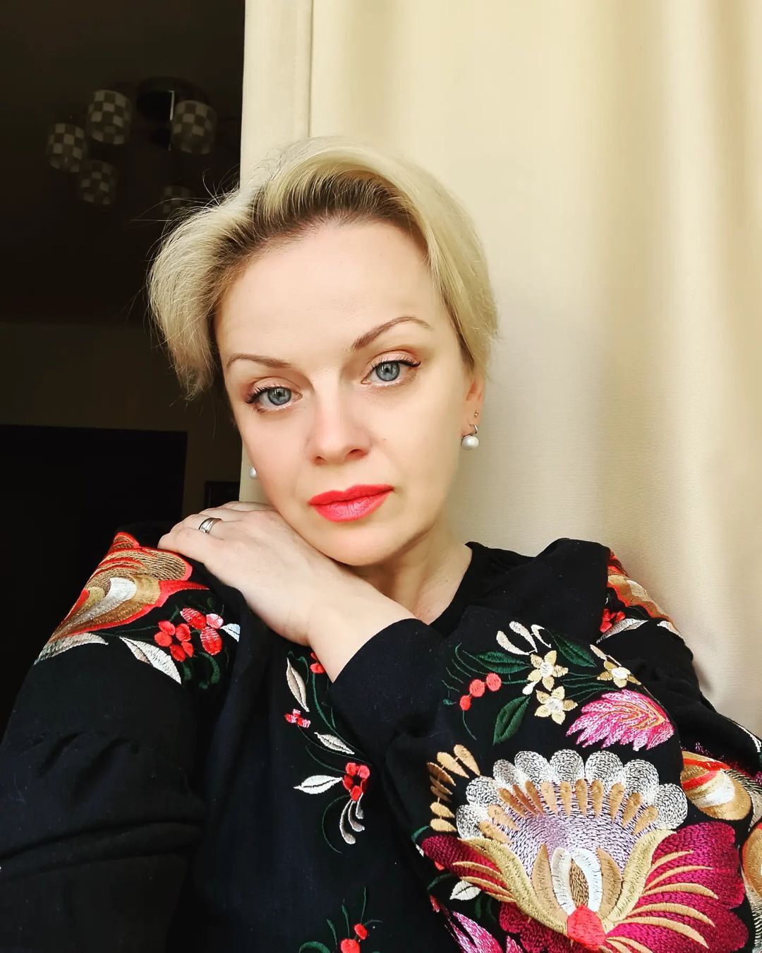 Відома українська акторка в 47 років вступила до університету – вчитиме історію