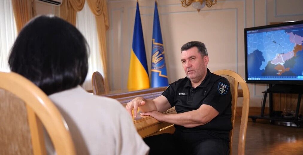 ''Украина ни с кем не должна согласовывать освобождение своих территорий'': Данилов поставил точку в вопросах применения оружия