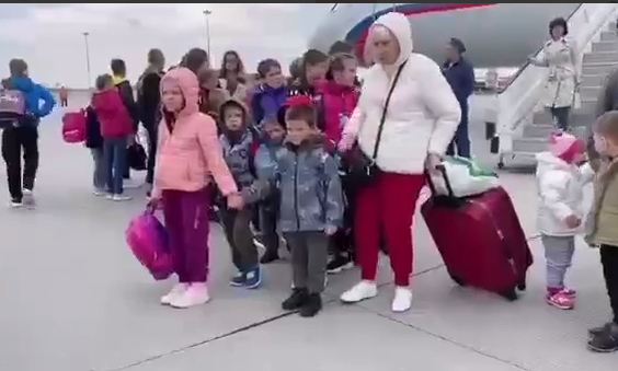 Россия ворует детей из Донецкой области: им сразу дают гражданство РФ и удерживают в лагере под Москвой, – Андрющенко