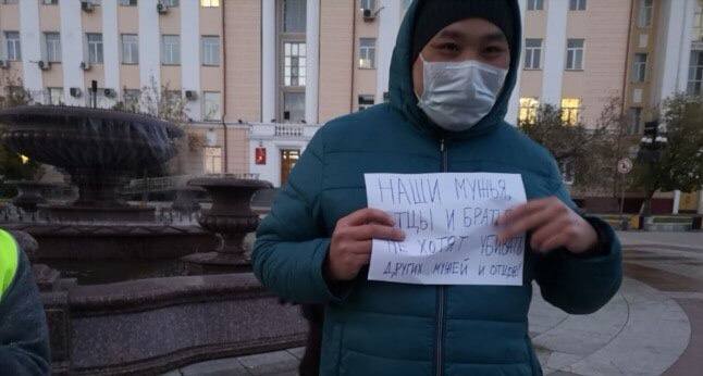 Митинги против мобилизации в России закончились массовыми задержаниями и автозаками. Фото и видео