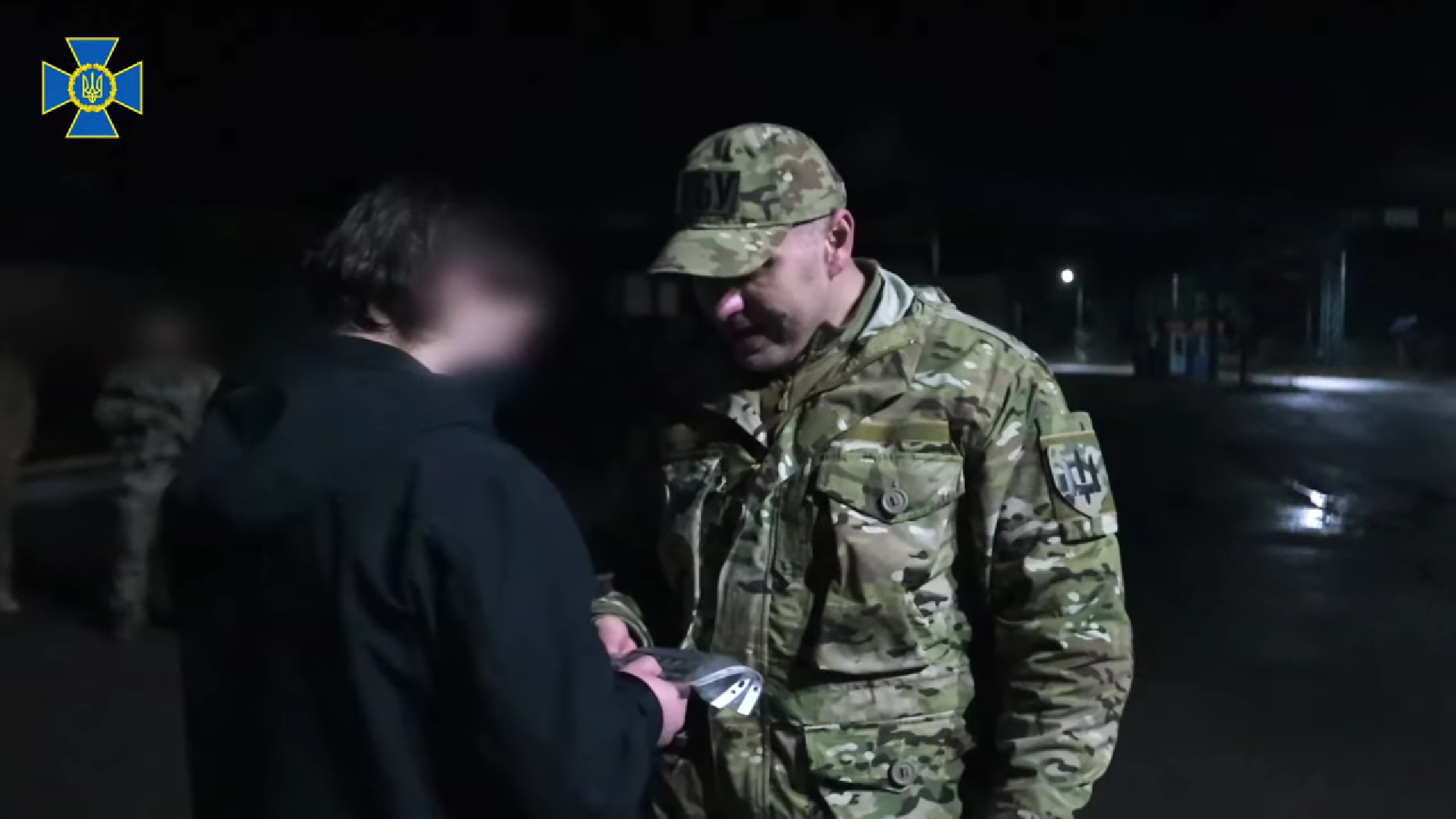 До останнього боронив "Азовсталь": під час обміну додому повернувся співробітник СБУ з позивним "Бурий". Відео